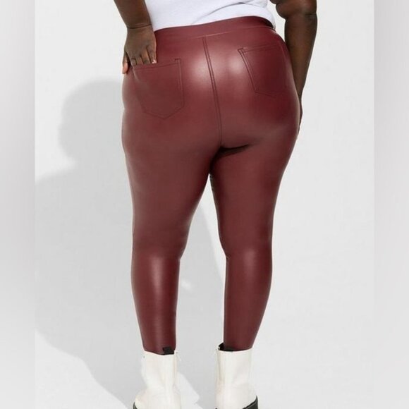 🆕 NWT Women’s Wine Red Full Length Signature Faux Leather Leggings - Picture 6 of 7